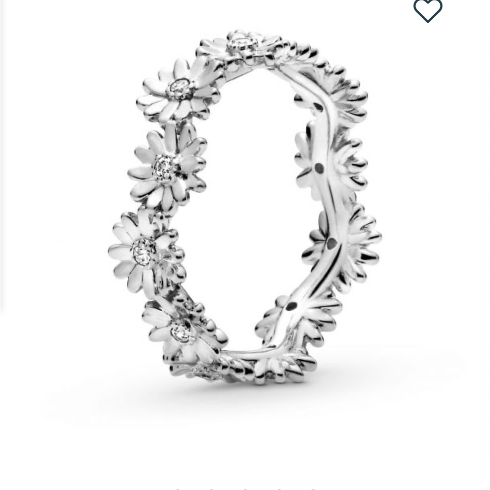 Pandora Sparkling Daisy Flower Crown Ring